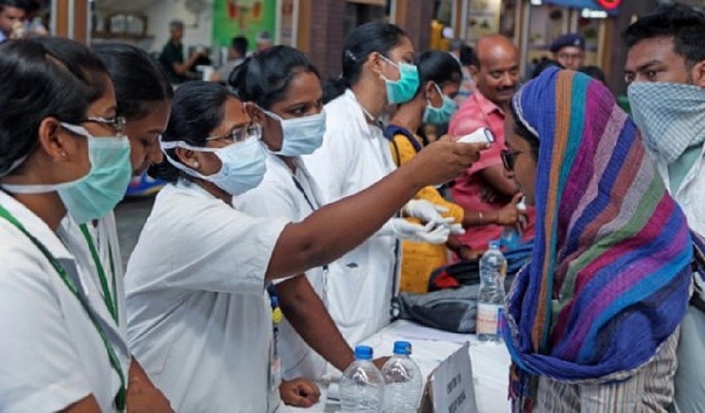 झारखंड में कोरोना वायरस के खिलाफ जंग में मिल रहा ‘सखियों’ का साथ, सतर्क है सरकार, उठाए जा रहे बड़े कदम