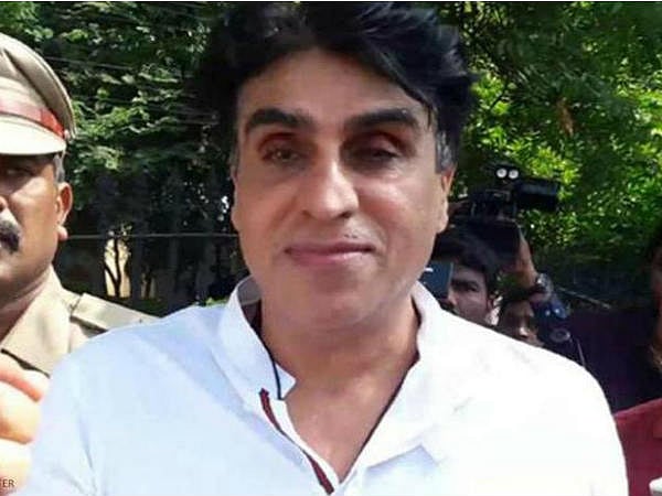 सिनेजीवन: कोरोना से जंग जीतकर लौटे शाहरुख के दोस्त और आमिर की ‘दिल है कि मानता नहीं’ फिल्म का बनेगा रीमेक!