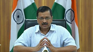 दिल्ली सरकार एक करोड़ लोगों को मुफ्त राशन देगी, बांटने के लिए सभी सांसदों-विधायकों को मिलेंगे मुफ्त कूपन