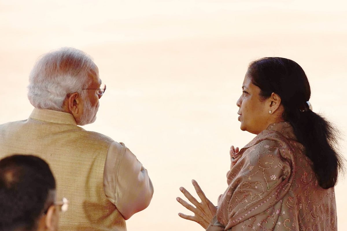 जनता पर सरकार की दोहरी मार, वेतन कटौती के बाद पेट्रोल-डीजल पर सेस देने को रहिए तैयार