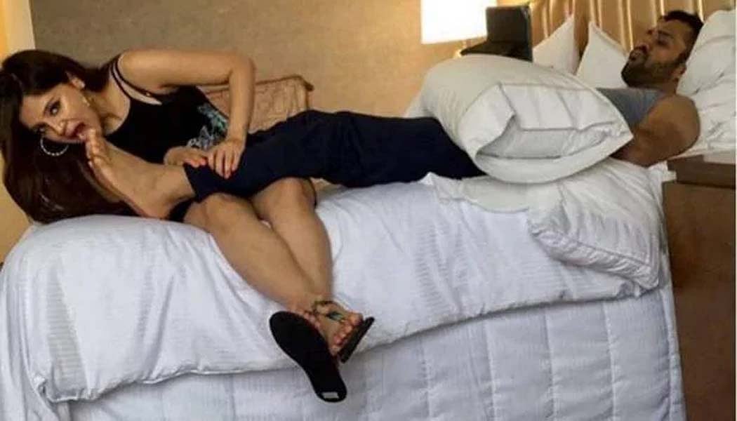 खेल की 5 बड़ी खबरें: पत्नी साक्षी ने काटा महेंद्र सिंह धोनी का अंगूठा और गप्टिल ने चहल को हिंदी में दी गाली!