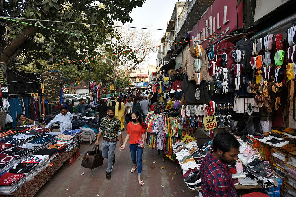 लॉकडाउन में आज से  भारी छूट, सभी दुकानें खोलने की शर्तों के साथ  मंजूरी, लेकिन शॉपिंग मॉल अब भी बंद रहेंगे