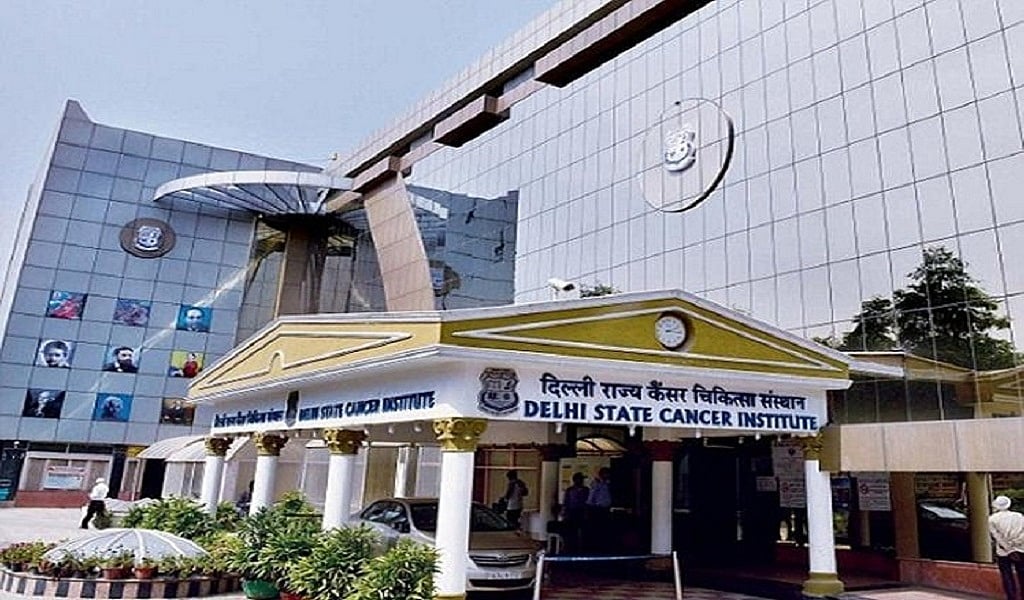 दिल्ली कैंसर अस्पताल में कोरोना के 3 नए केस आए सामने, डॉक्टर,नर्सिंग स्टाफ और एक सफाई कर्मी पॉजिटिव