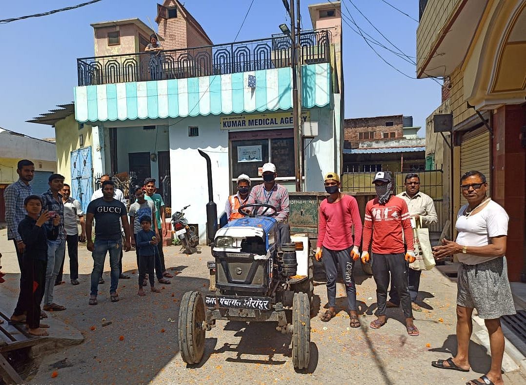 जान जोखिम में डाल काम कर रहे सफाई कर्मचारियों की मांग, ‘कोरोना योद्धाओं’ की तरह उन्हें भी मिले 50 लाख का बीमा