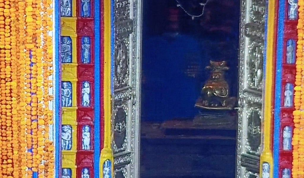 उत्तराखंड: खुल गए बाबा केदारनाथ के कपाट, फिलहाल श्रद्धालुओं को दर्शन की इजाजत नहीं, जानें कब मिलेगी अनुमति