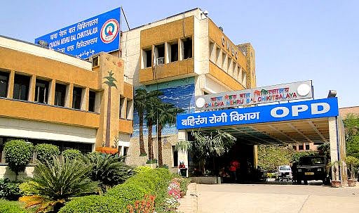 उत्तर प्रदेश में गैर कोरोना रोगियों के लिए मुश्किल वक्त, राजधानी लखनऊ के प्रमुख अस्पतालों की ओपीडी बंद