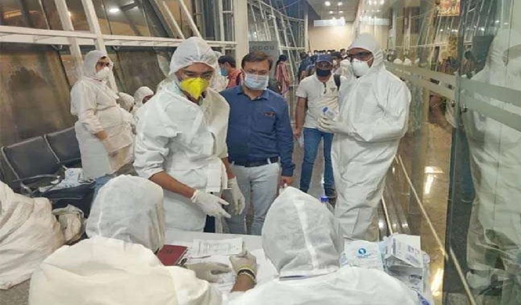 कोरोना अपडेट: देश में 24 घंटे के भीतर 773 मामले आए सामने, 35 की मौत, जानें राज्यों में कैसे हैं हालात