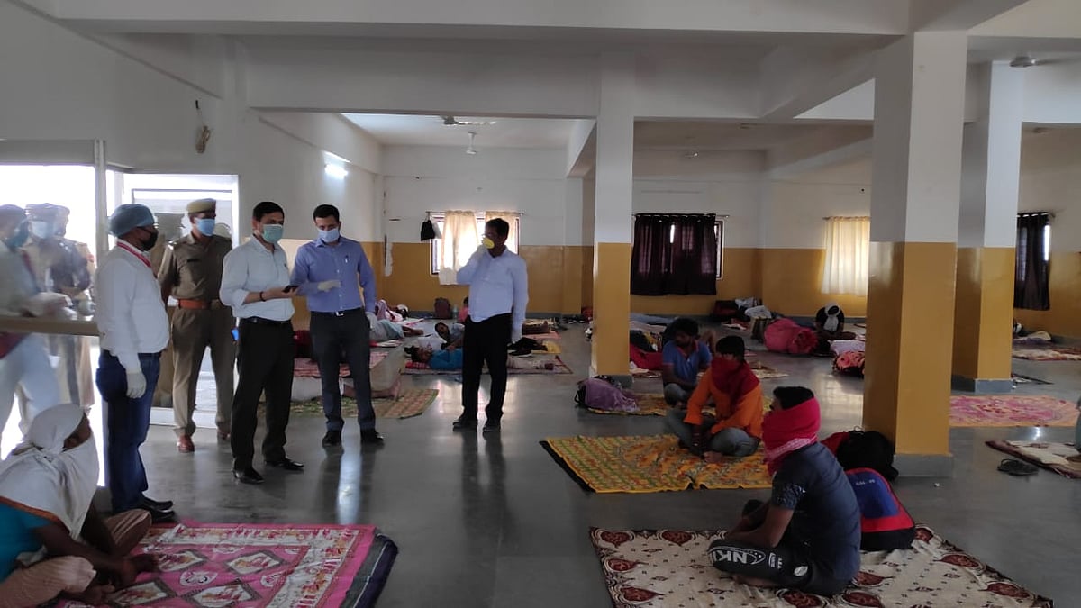 वाराणसी के रोहनिया में क्वारंटाइन सेंटर की स्थिती