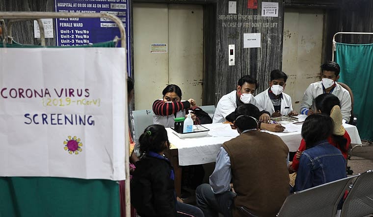 कोरोना संकटः अस्पतालों में संक्रमण का सबसे ज्यादा खतरा, हर मरीज की स्क्रीनिंग के साथ स्टाफ का एंटी-बॉडी टेस्ट हो