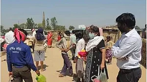 कोरोना संकट में प्रवासी मजदूरों के लिए देवदूत बनीं पूर्व राष्ट्रपति की बेटी, बोलीं- फौरन हो घर भेजने का इंतजाम