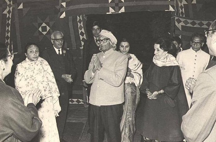 जन्मदिन विशेष: सौंदर्य के अप्रतिम कवि सुमित्रानंदन पंत, जिन्हें प्रकृति की संतान कहा जाता है