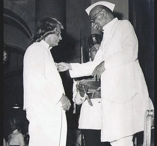 जन्मदिन विशेष: सौंदर्य के अप्रतिम कवि सुमित्रानंदन पंत, जिन्हें प्रकृति की संतान कहा जाता है