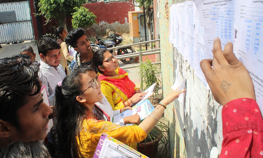 UP Board: इस महीने घोषित होंगे 10वीं-12वीं के रिजल्ट, डिप्टी CM ने दी जानकारी, इन वेबसाइट्स पर बनाए रखें नजर