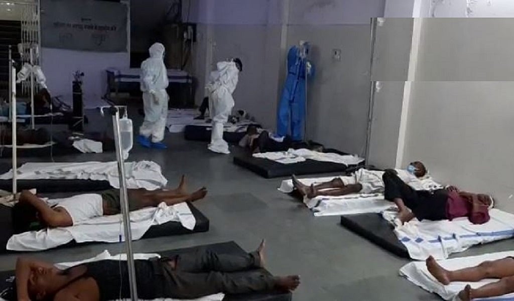लॉकडाउन में अपने घर लौट रहे मजदूरों के साथ फिर दर्दनाक हादसा, मध्य प्रदेश में ट्रक पलटने से 5 की मौत, 11 घायल