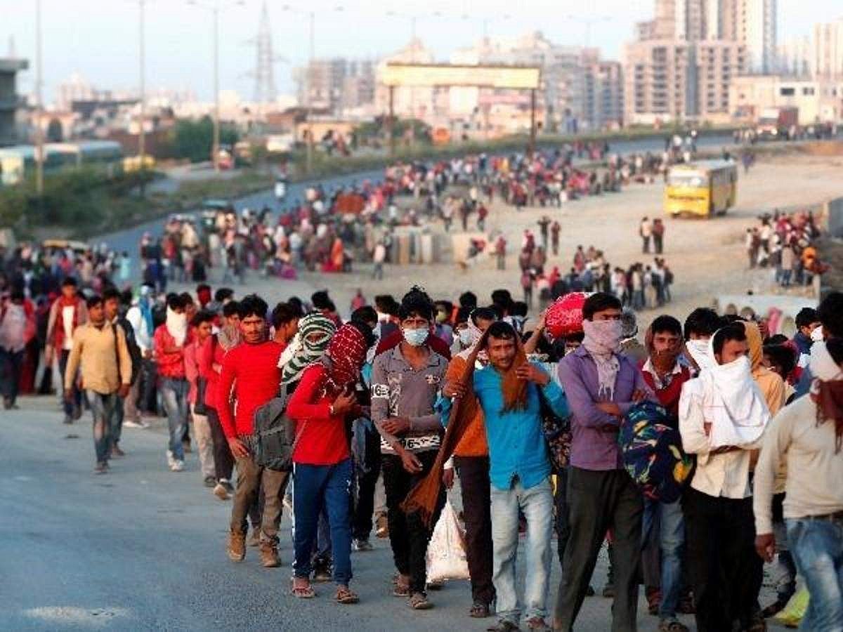  लॉकडाउन: सरकारी व्यवस्था पर विश्वास कर दिल्ली में रुकने वाले मजदूर काफी मुश्किल में, शेल्टर होम का हाल दयनीय 