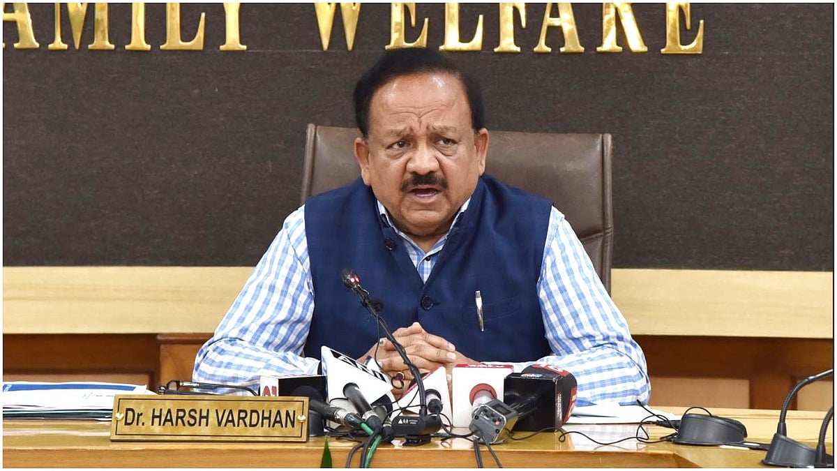 कैबिनेट विस्तार से पहले कई मंत्रियों की छुट्टी, हर्षवर्धन और रमेश पोखरियाल ने भी दिया इस्तीफा, जानें किस-किस पर गिरी गाज