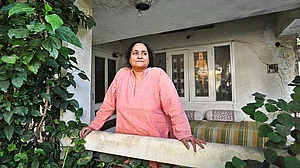 अब कोई सांचा नहीं जो और कल्पना मेहता बना सके, मजदूरों के दर्द ने आखिरकार पूरी तरह तोड़ दिया