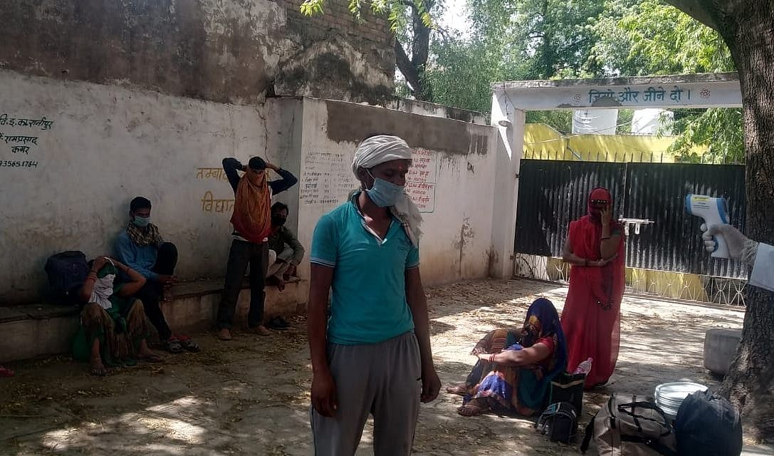 सुरक्षित घर पहुंचे मजदूरों ने बताया- राहुल गांधी मददगार बनकर आए और दुख के सारे बादल छंट गए