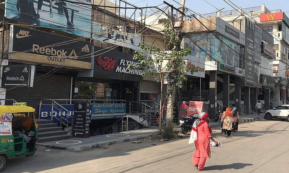 CAA विरोध के केंद्र शाहीन बाग में 5 महीने बाद खुले शो रूम,  लेकिन ग्राहक रहे नदारद