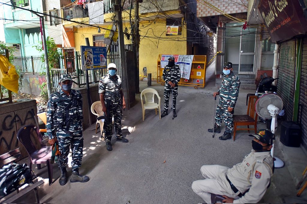 कोरोना वायरस की चपेट में आए एक ही बटालियन के 68 CRPF जवान, पूरी बटालियन को किया गया क्वरंटीन