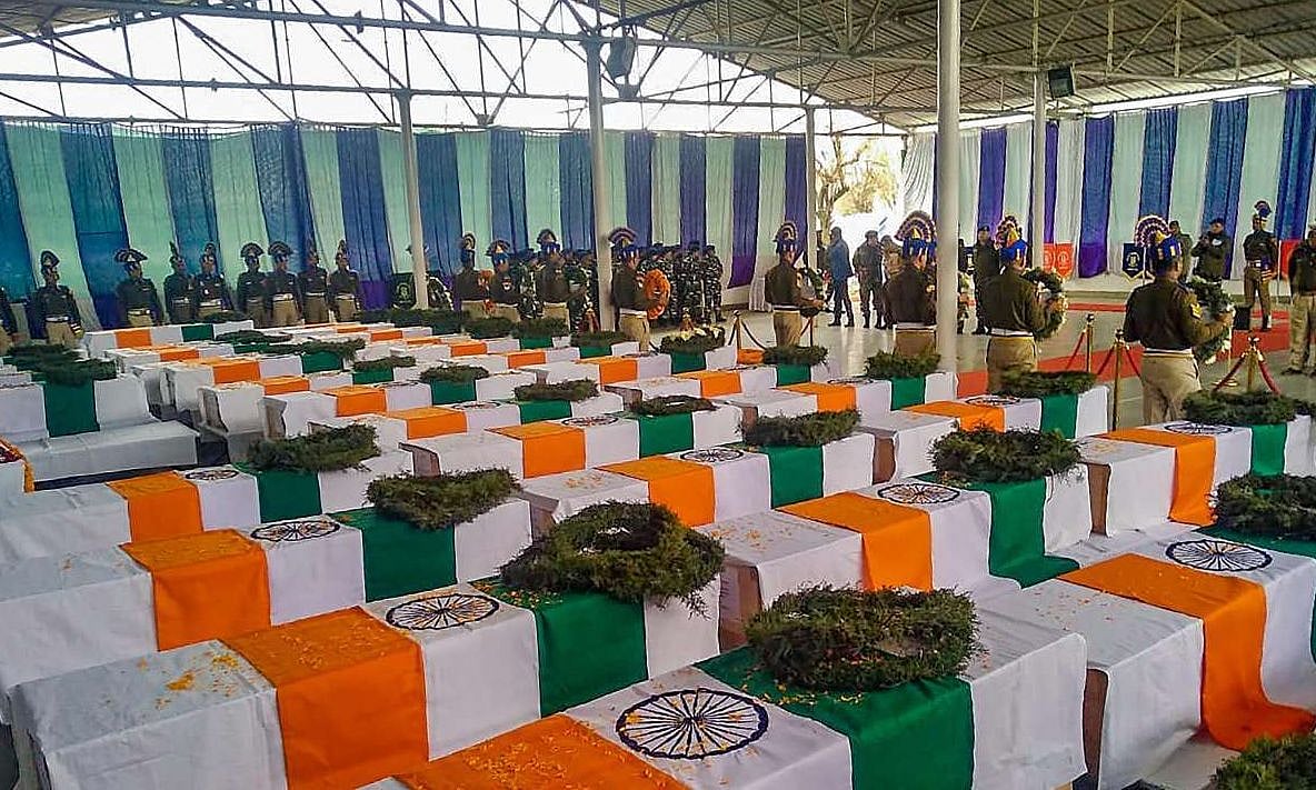 अब शहीदों को आर्थिक मदद से भी बचने की तैयारी, विहिप ने हर भारतीय के खाते से ऑटो डेबिट का सुझाव दिया