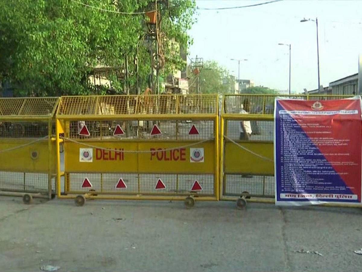 दिल्ली के पीतमपुरा इलाके का तरूण एनक्लेव बना कोरोना हॉटस्पॉट, अब तक 20 लोग हुए पॉजिटिव