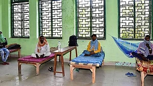 बिहार आने वाले लोग अब क्वारंटाइन सेंटर में नहीं रखे जाएंगे, नीतीश सरकार का फैसला, इस तारीख से बंद होंगे सेंटर
