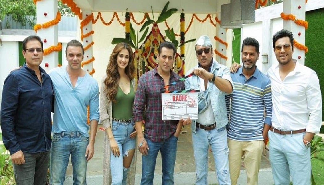सिनेजीवन: सलमान की राधे में ये हसीना करेगी आइटम डांस? और इरफान खान की पत्नी का दर्दनाक पोस्ट 
