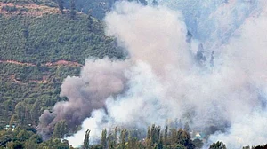जम्मू-कश्मीर: सीमा पर पाक की नापाक हरकत जारी, पुछं में LoC पर पाकिस्तानी आर्मी ने फिर की गोलीबारी