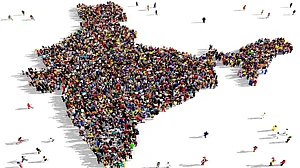 मृणाल पांडे का लेख: कोरोना काल में गणतंत्र की चरमराती व्यवस्था के बीच राजधर्म का है असल सवाल