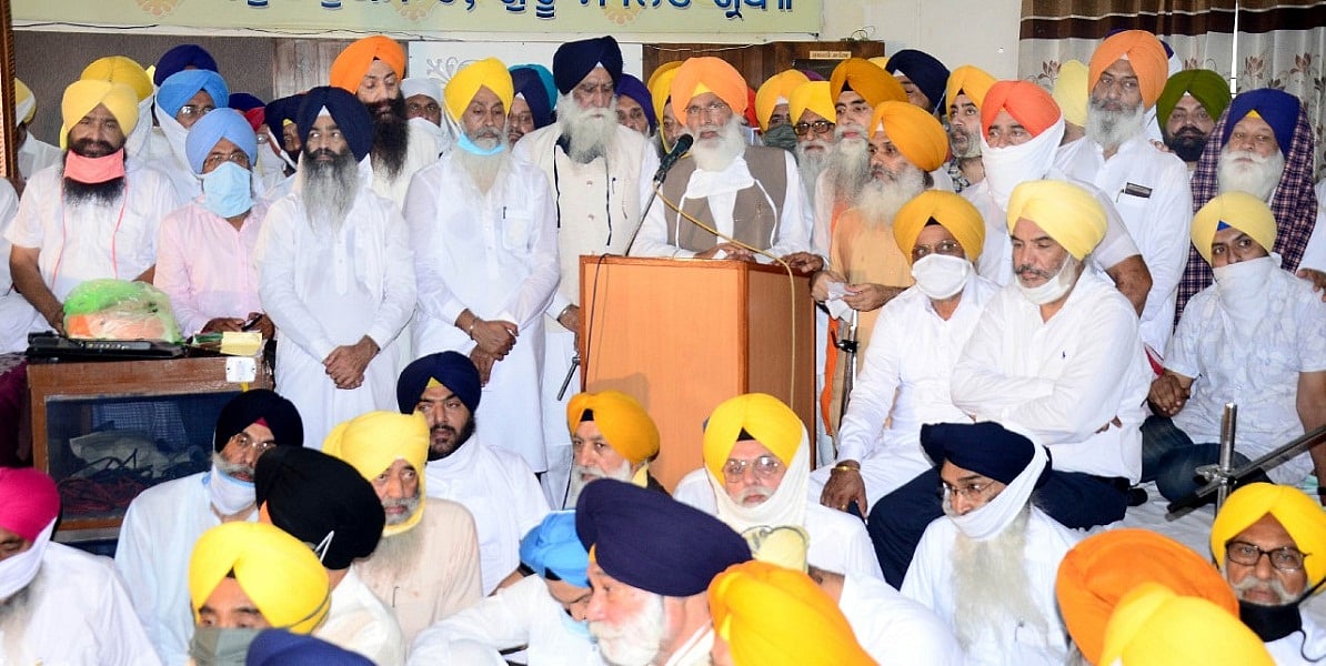 पंजाबः बादल परिवार को ढींडसा देंगे पंथक और कानूनी मोर्चे पर चुनौती, असली-नकली अकाली दल की जंग का हुआ आगाज