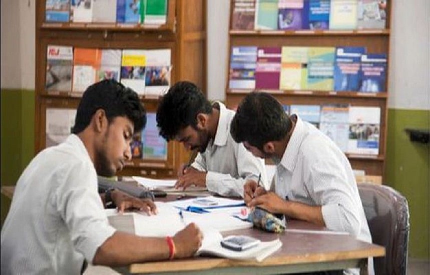 NEET-JEE परीक्षा के 27 लाख छात्रों को राहत, नहीं जाना पड़ेगा शहर से बाहर, चुन सकेंगे अपनी पसंद का सेंटर