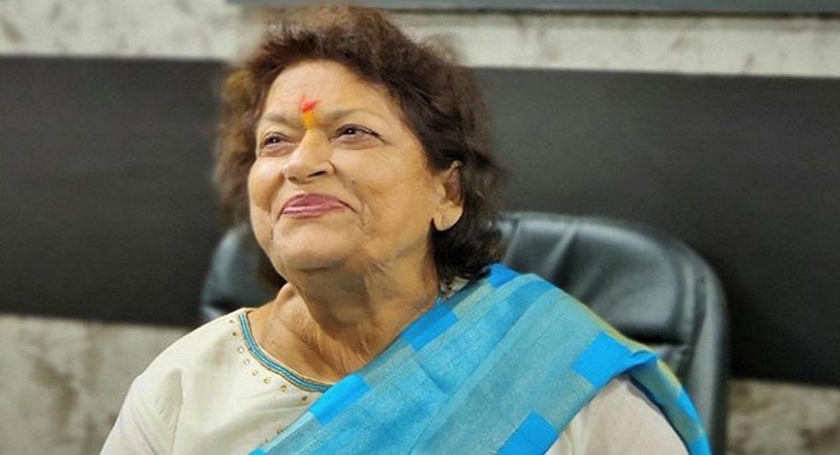 नहीं रहीं मशहूर कोरियोग्राफर सरोज खान, 71 साल की उम्र में मुंबई में हार्ट अटैक से निधन