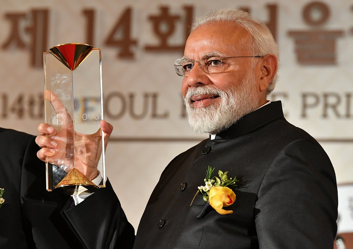 विष्णु नागर का व्यंग्यः पूरी दुनिया में मोदी के 'न्यू इंडिया' ब्रांड का डंका, चहुं ओर फैल रही भारत की कीर्ति!