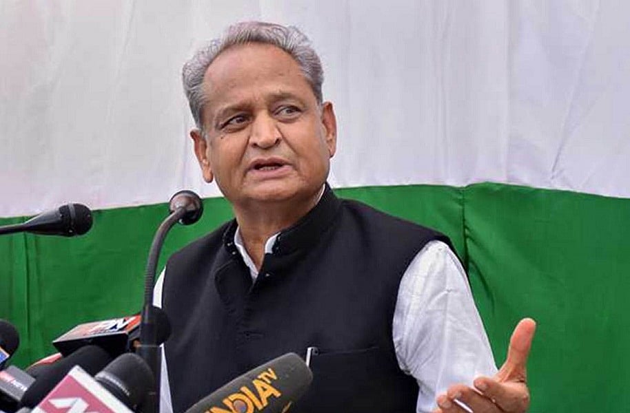 राजस्थान सरकार गिराने की साजिश में दो गिरफ्तार, गहलोत ने कहा- बीजेपी ने कोरोना संकट में भी पार की सारी हद
