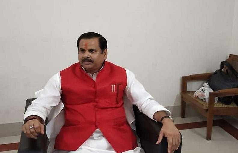 यूपी में नदियों की नियमित पूजा से बाढ़ रोकेगी योगी सरकार, मंत्री ने सिंचाई विभाग को दिए निर्देश