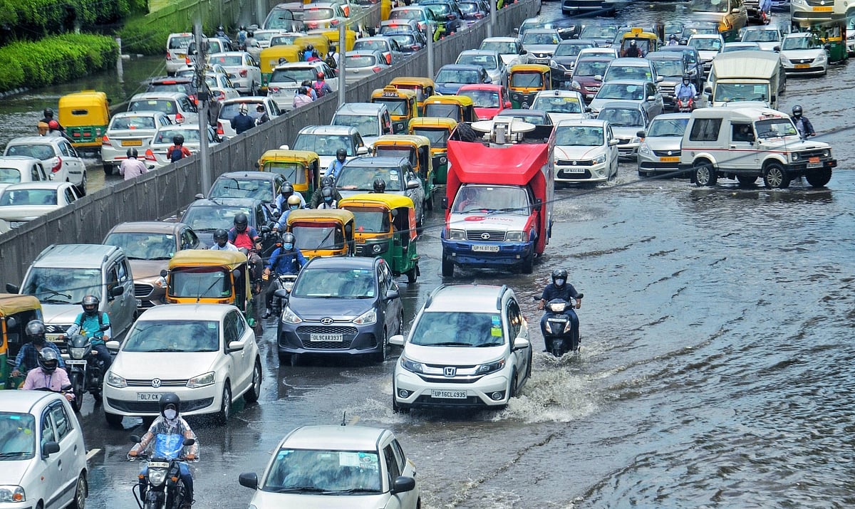 दिल्ली-एनसीआर में बुधवार, गुरुवार को होगी भारी बारिश, मौसम विभाग ने जारी किया ऑरेंज अलर्ट, जानें अपने इलाके का हाल