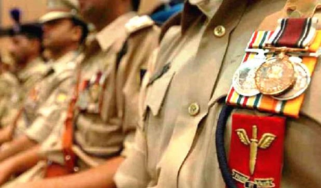 मृणाल पांडे का लेख: कानपुर कांड और महामारी में कानून के रखवालों पर सनातन सवाल, आखिर इनका रखवाला कौन?