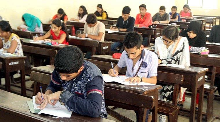अब नहीं टलेंगी NEET और JEE प्रवेश परीक्षा, निर्धारित समय पर होंगी  आयोजित