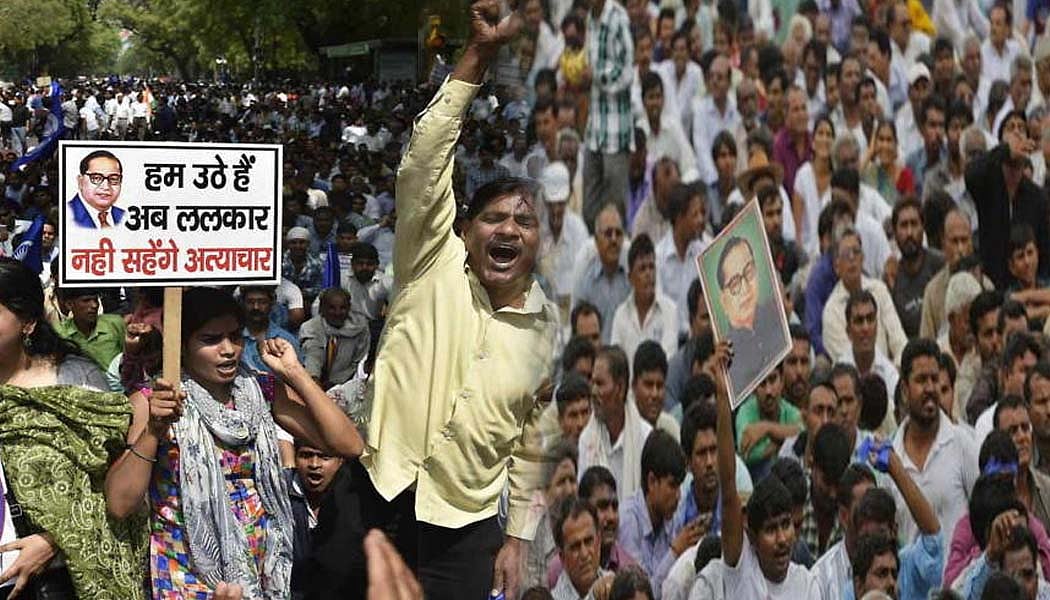 UP में चरम पर है जाति की राजनीति! दलित-कमजोर वर्गों के साथ हो रही घटना दे रही अपनी सुरक्षा खुद करने का संदेश 