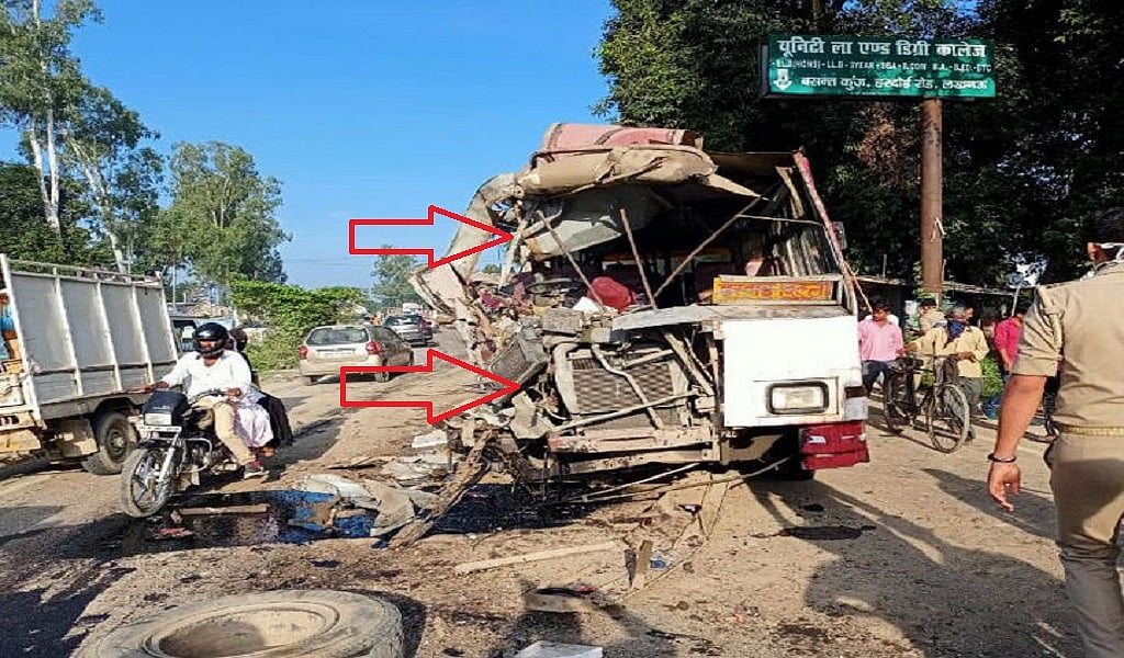 उत्तर प्रदेश: लखनऊ में भीषण सड़क हादसा, दो रोडवेज बसों की टक्कर में 6 लोगों की दर्दनाक मौत, 8 घायल