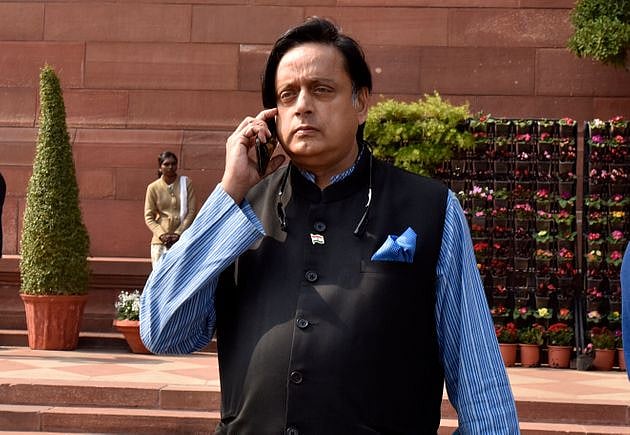 फेसबुक को थरूर के समन पर बौखलाई बीजेपी, रोकने के लिए प्लान ‘ए’ और ‘बी’ पर काम  
