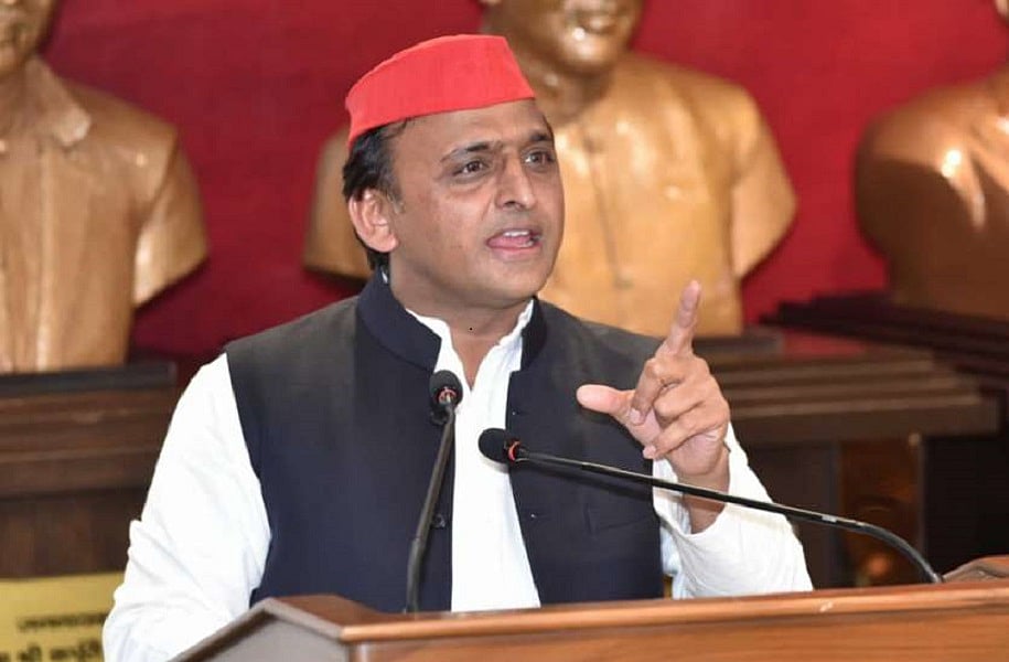 भूमि पूजन से पहले अखिलेश का योगी पर हमला, कहा- बीजेपी सरकार के पास किसानों को मुआवजा देने का समय नहीं