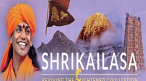 फरार ‘स्वामी’ नित्यानंद ने शुरू किया अपना टीवी चैनल, चलाएगा अपनी करेंसी, बनाएगा अपनी संसद