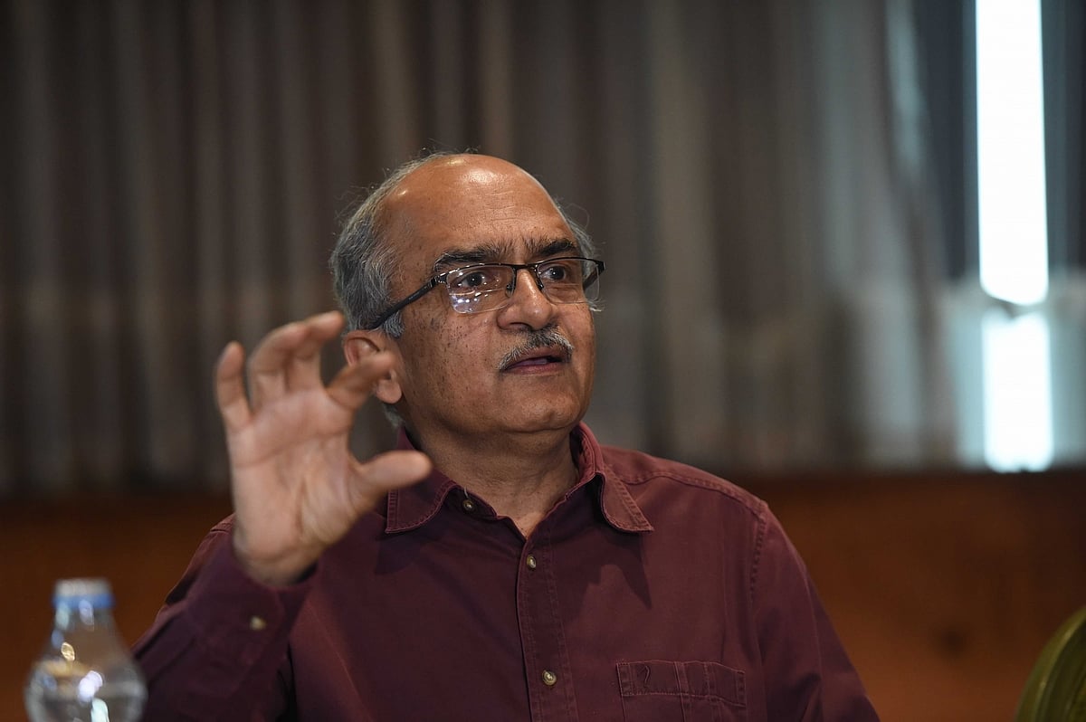 अवमानना केस: सुप्रीम कोर्ट में प्रशांत भूषण बोले- दया की अपील नहीं, जो भी सजा मिलेगी मंजूर,  सजा पर सुनवाई टली