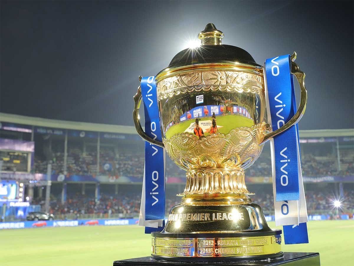 IPL स्पॉन्सरशिप लेने की दौड़ में पंतजलि, ऐमजॉन, टाटा, JIO,  वीवो के हटने के बाद ये लगा सकते हैं बोली