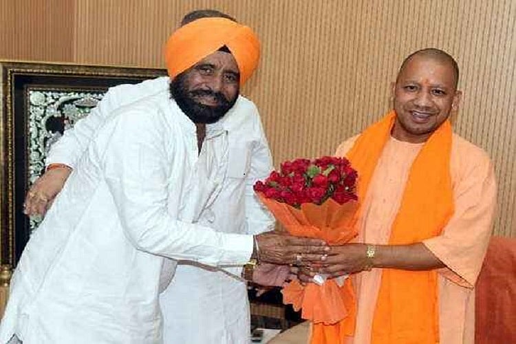 यूपी में सत्ता के गलियारे पर कोरोना  कहर जारी, योगी सरकार के एक और मंत्री औलख हुए पॉजिटिव
