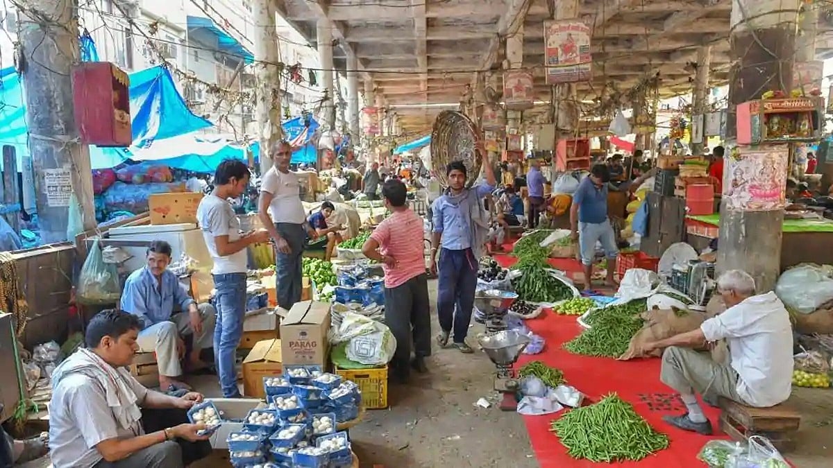 अर्थ जगत की 5 बड़ी खबरें: नये कानून से बढ़ी मंडी कारोबारियों की चिंता और माइक्रोसॉफ्ट के हाथ से निकला टिकटॉक