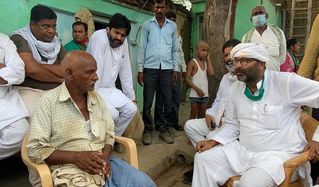 बुंदेलखंड को सरकार ने किसानों की कब्रगाह में किया तब्दील: अजय लल्लू