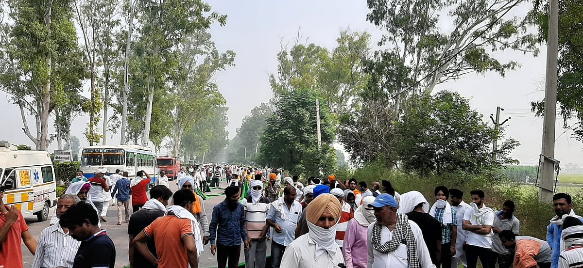 हरियाणा में भी किसानों ने किया चक्का जाम, कहा- बिल वापस नहीं हुआ तो बीजेपी वालों को गांवों में नहीं घुसने देंगे